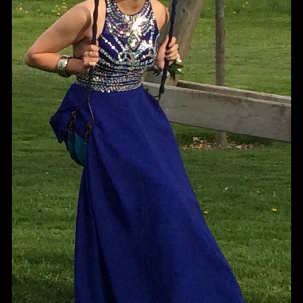 Prom Dress - Picture 3 of 4